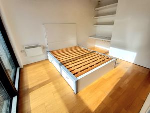 Photo 6- click for photo gallery